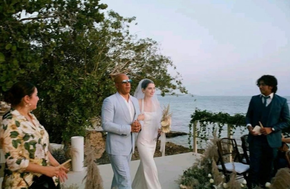 Медоу Уокър започва нова глава с Луис Торнтън Алън 22 годишният модел и дъщеря